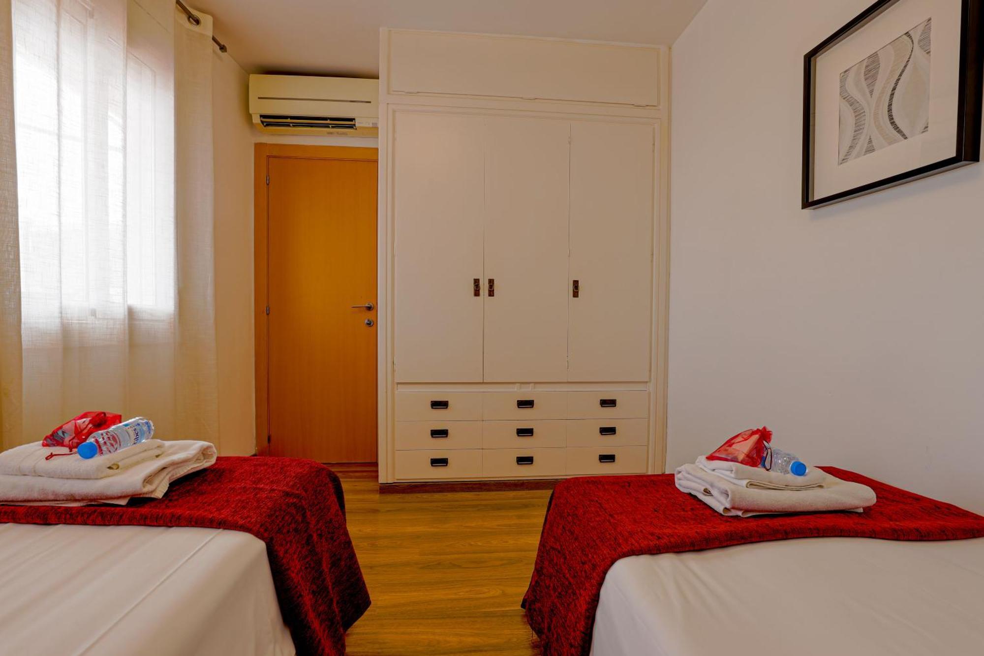 Alcam Laforja Apartment Барселона Екстериор снимка