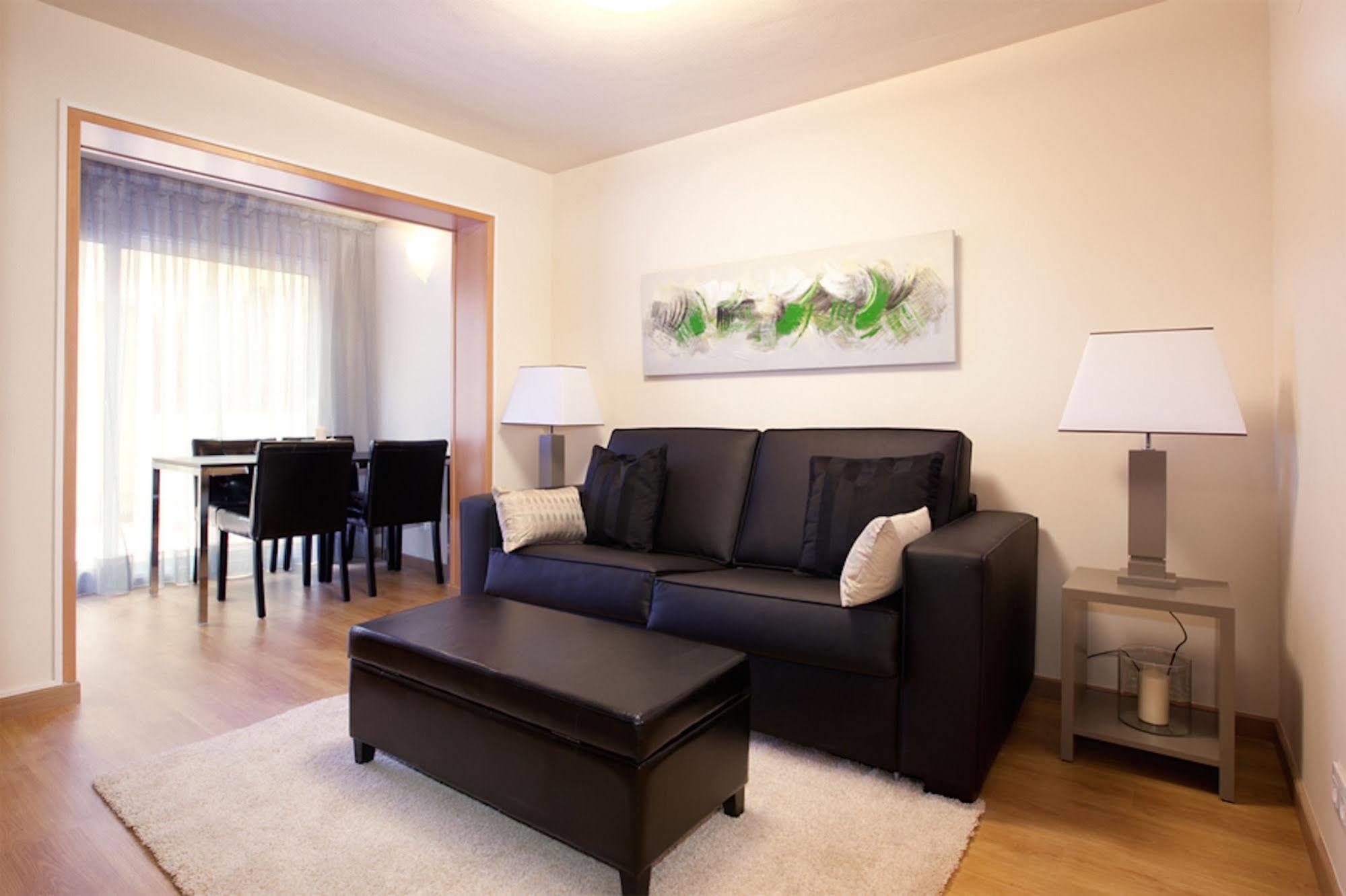 Alcam Laforja Apartment Барселона Екстериор снимка