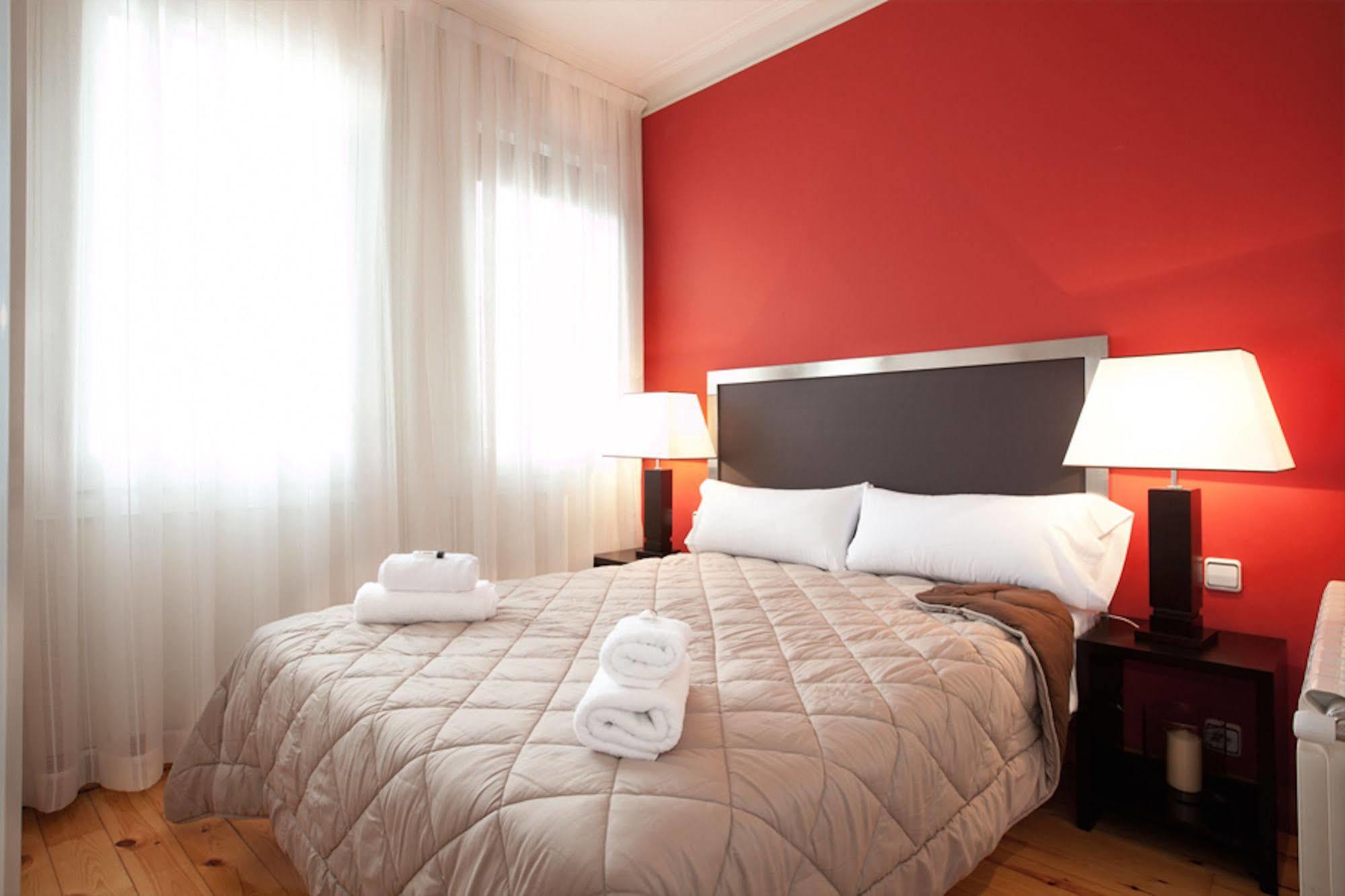 Alcam Laforja Apartment Барселона Екстериор снимка